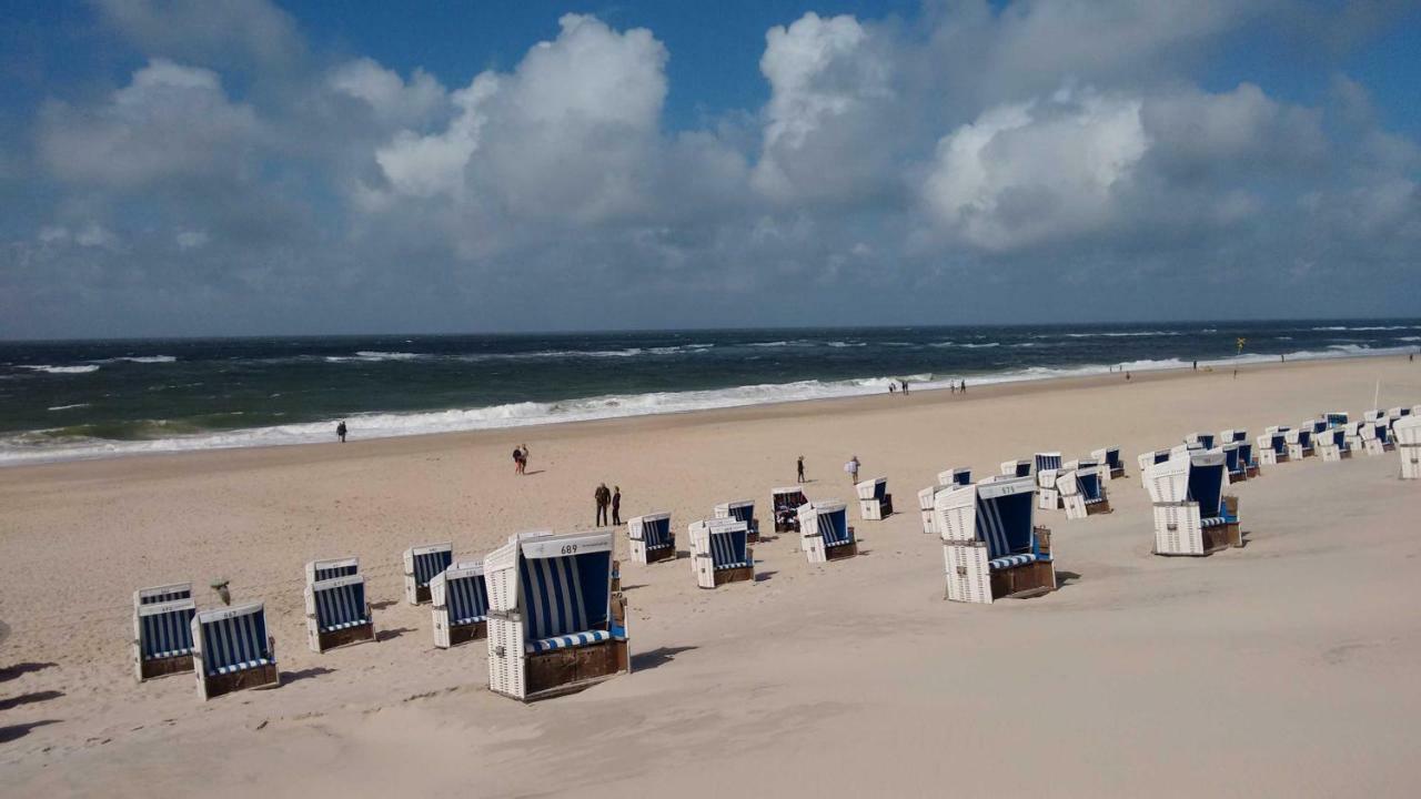 Haus Smeelwai 21 Holiday home Westerland